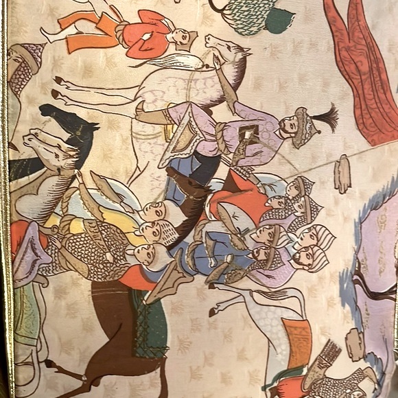 Rosart Vintage Oriental Scene Fabric Rectangle Handbag with Gold Leather Accents - Picture 8 of 16